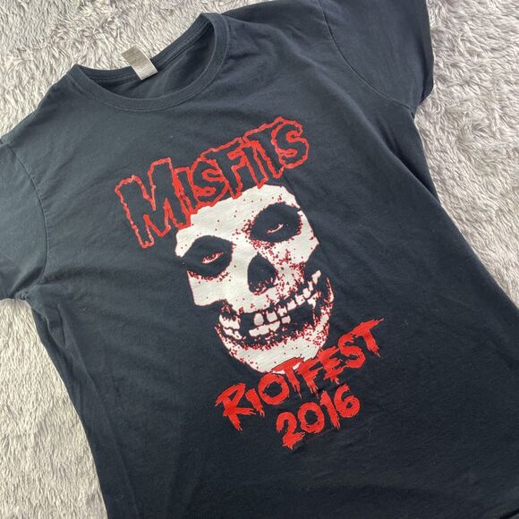 Gildan Tops - Misfits Shirt Womens 2XL Black Red White Riot Fest 2016 Concert Punk Rock Band